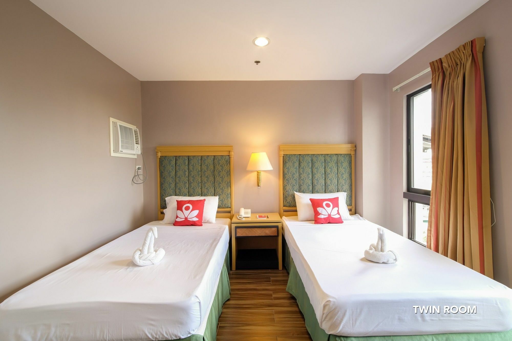 Zen Rooms Del Pilar Malate Manila Exterior photo